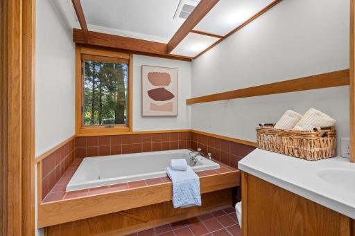 215 Eastbank Court N, Hudson, WI 54016