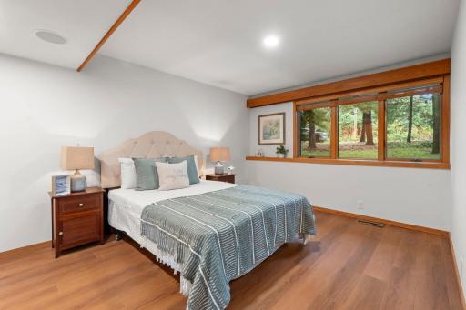 215 Eastbank Court N, Hudson, WI 54016