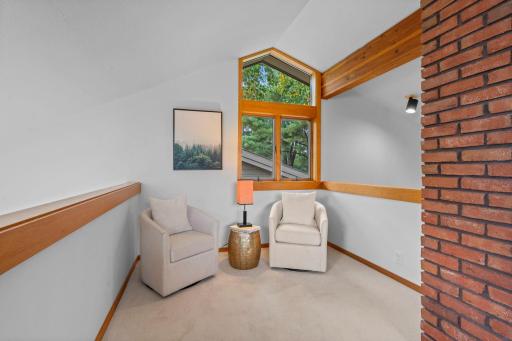 215 Eastbank Court N, Hudson, WI 54016