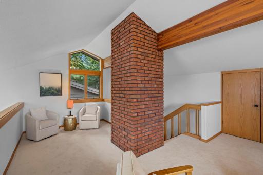 215 Eastbank Court N, Hudson, WI 54016