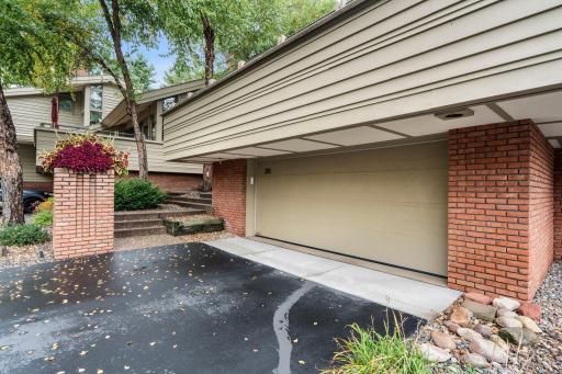 215 Eastbank Court N, Hudson, WI 54016