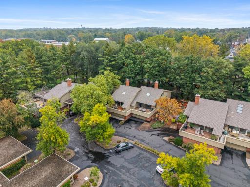 215 Eastbank Court N, Hudson, WI 54016