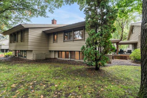 215 Eastbank Court N, Hudson, WI 54016