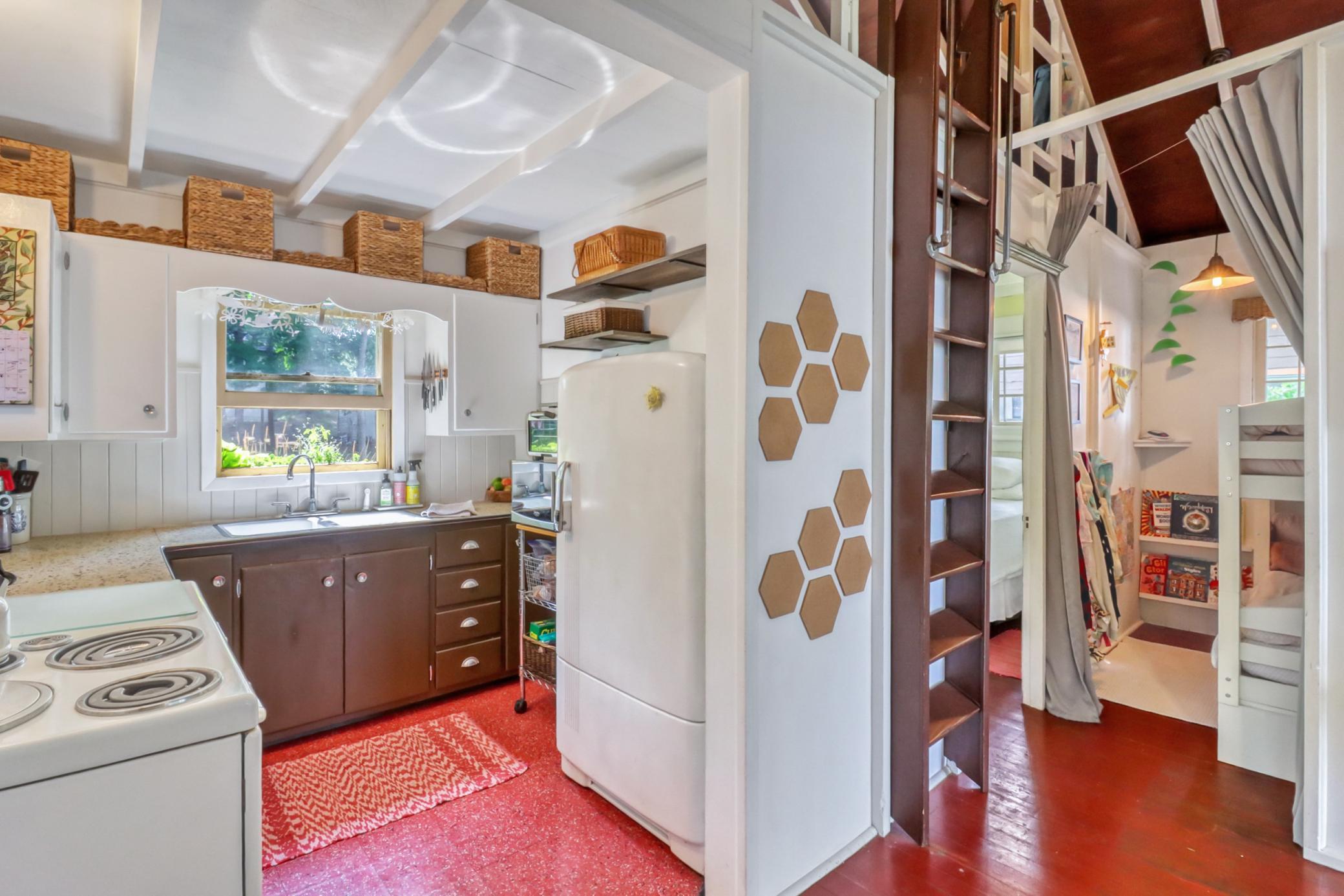 Kitchen1_1.jpg