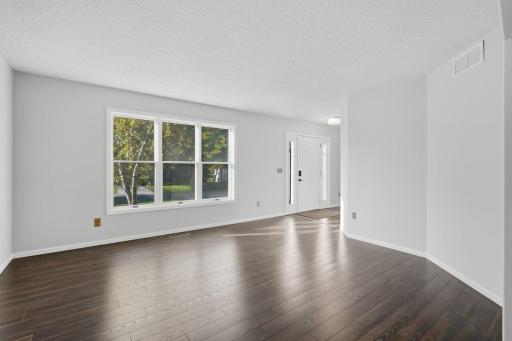 1497 Golf View Drive, River Falls, WI 54022