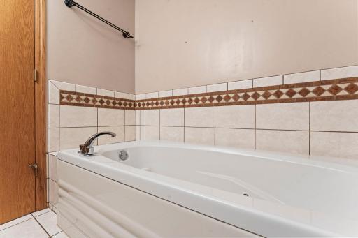 24340 Fawn Trail, Forest Lake, MN 55025