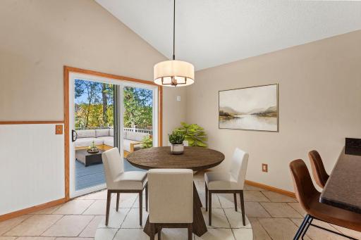 33-web-or-mls-24340 Fawn Trail-242_Final.jpg