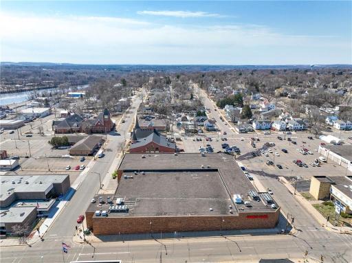 212 Bay Street, Chippewa Falls, WI 54729