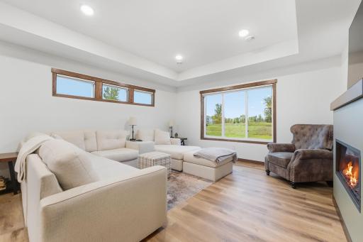 3267 Old Stone Way NE, Sauk Rapids, MN 56379