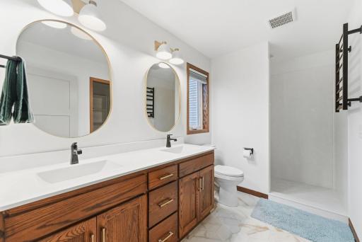 3267 Old Stone Way NE, Sauk Rapids, MN 56379