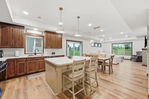 3267 Old Stone Way NE, Sauk Rapids, MN 56379