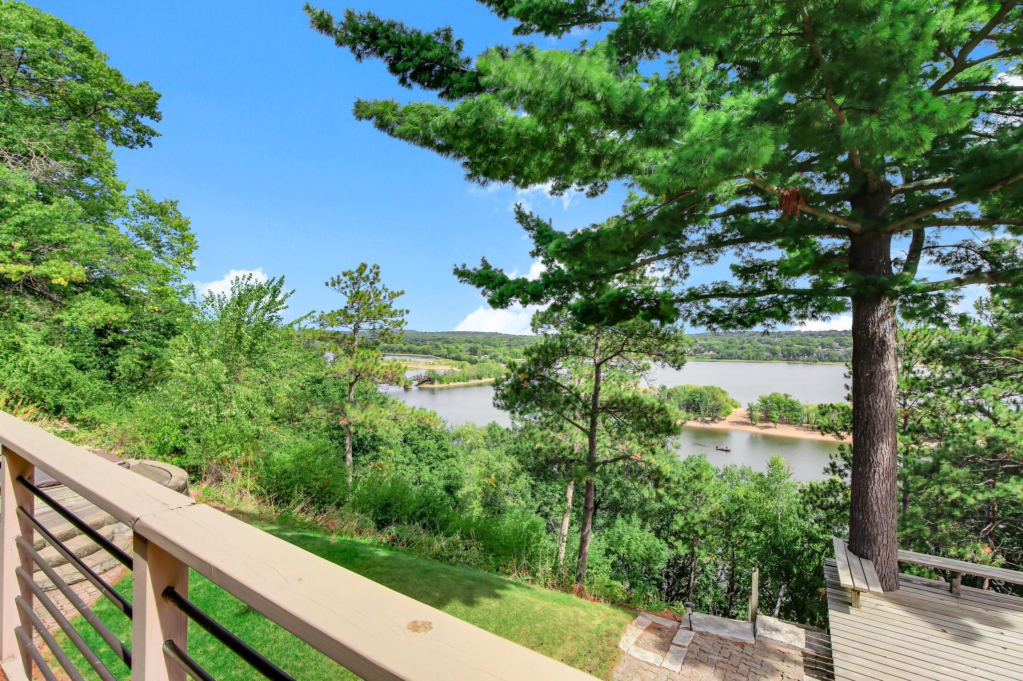 62-web-or-mls-1963-Quant-Ave-N-62.jpg