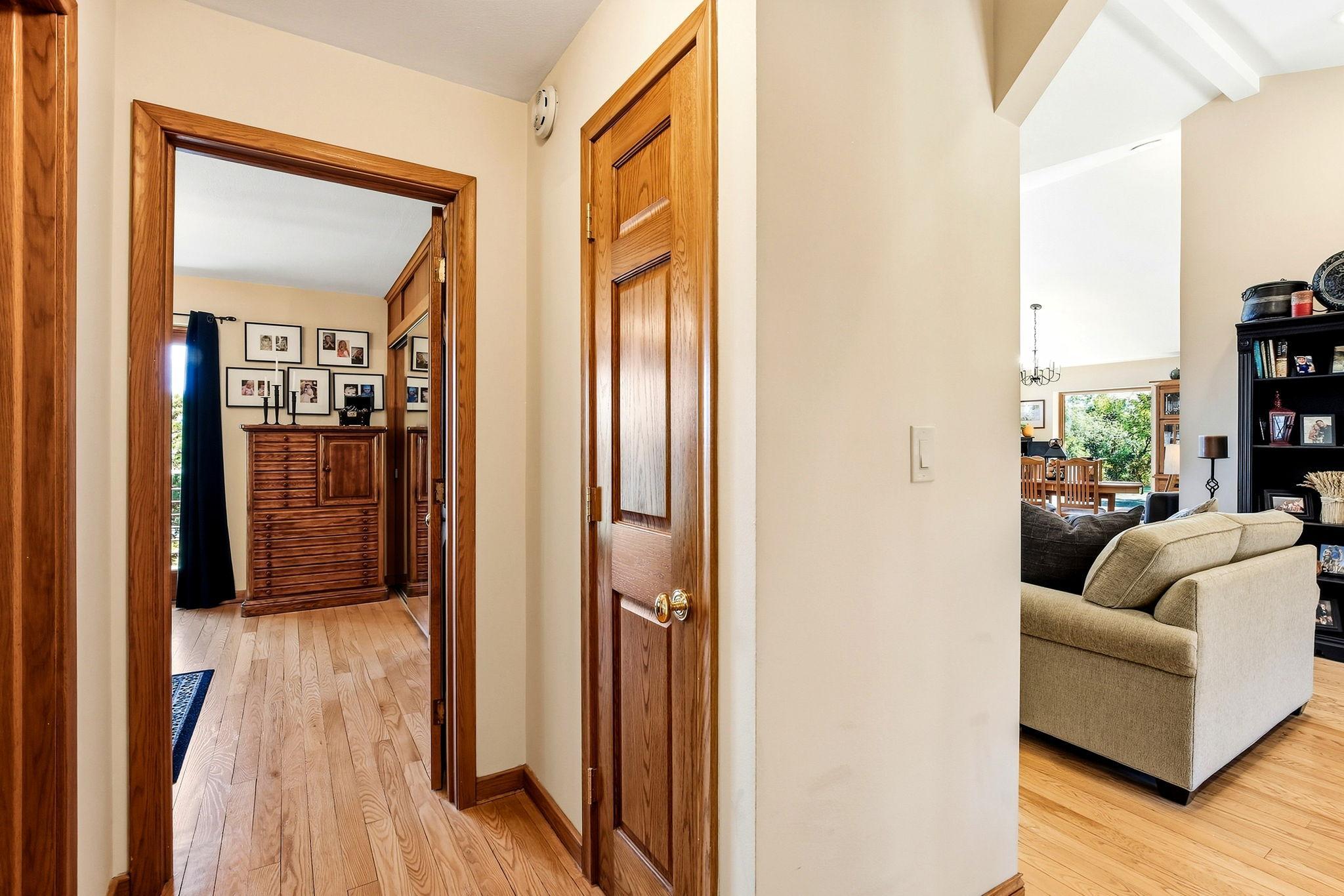 23-web-or-mls-1963-Quant-Ave-N-23.jpg