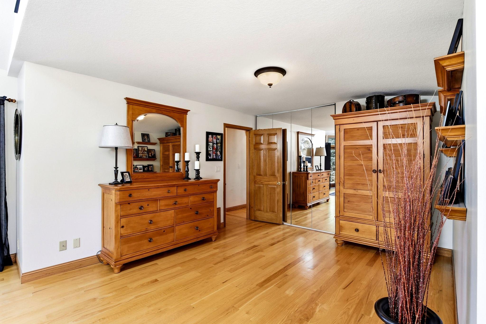 29-web-or-mls-1963-Quant-Ave-N-29.jpg