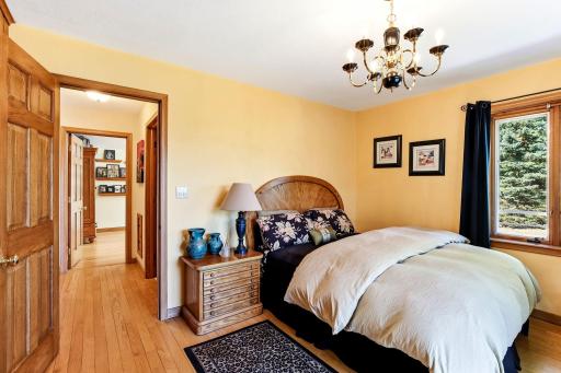 25-web-or-mls-1963-Quant-Ave-N-25.jpg