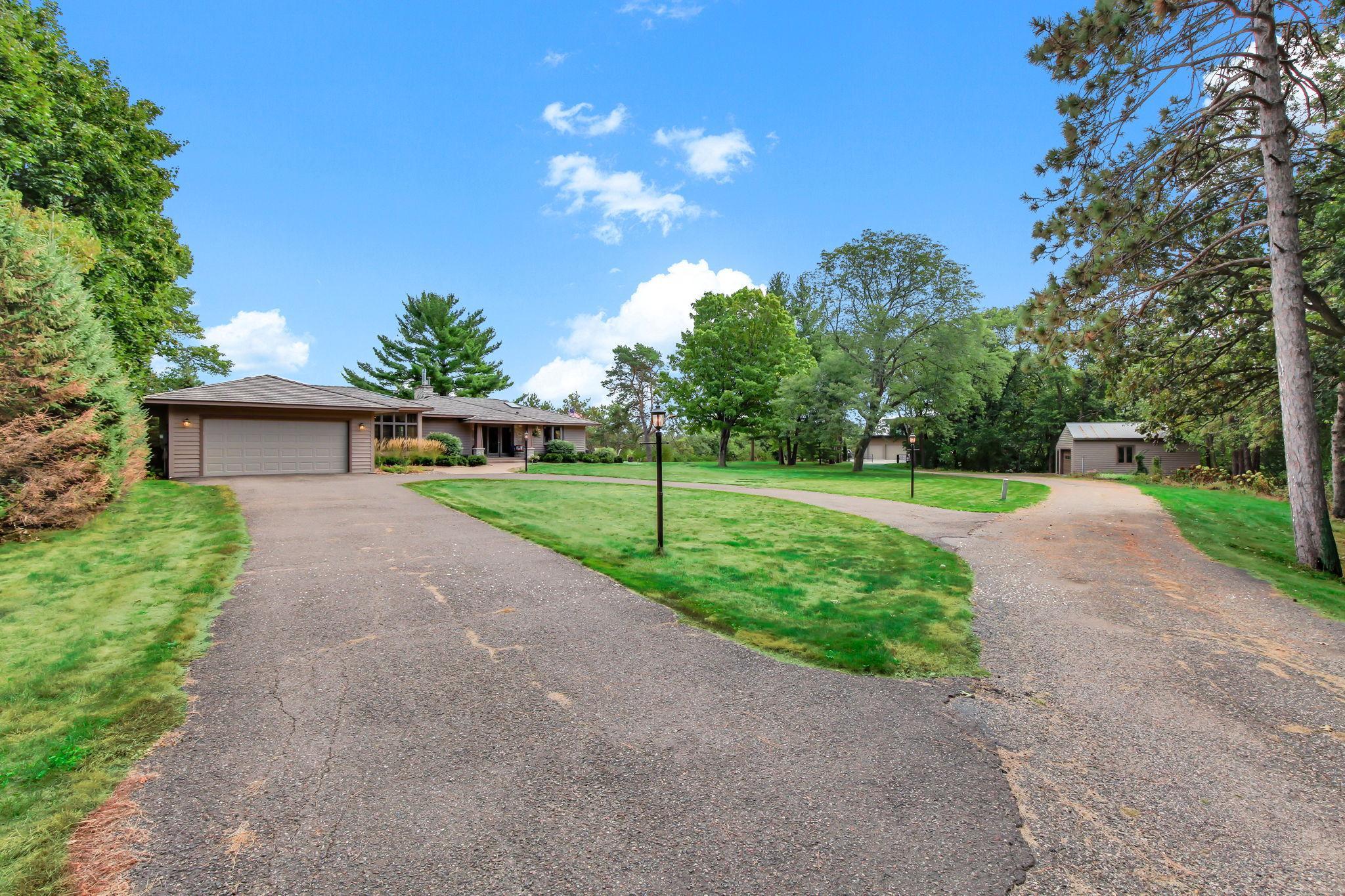 3-web-or-mls-1963-Quant-Ave-N-03.jpg