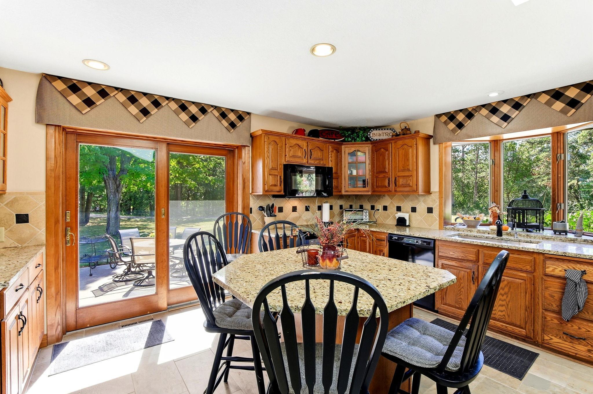 21-web-or-mls-1963-Quant-Ave-N-21.jpg