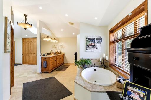 34-web-or-mls-1963-Quant-Ave-N-34.jpg