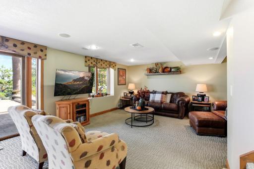41-web-or-mls-1963-Quant-Ave-N-41.jpg