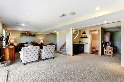 42-web-or-mls-1963-Quant-Ave-N-42.jpg