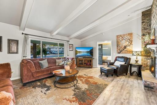 16497 Franklin Trail SE, Prior Lake, MN 55372