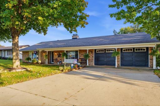 16497 Franklin Trail SE, Prior Lake, MN 55372