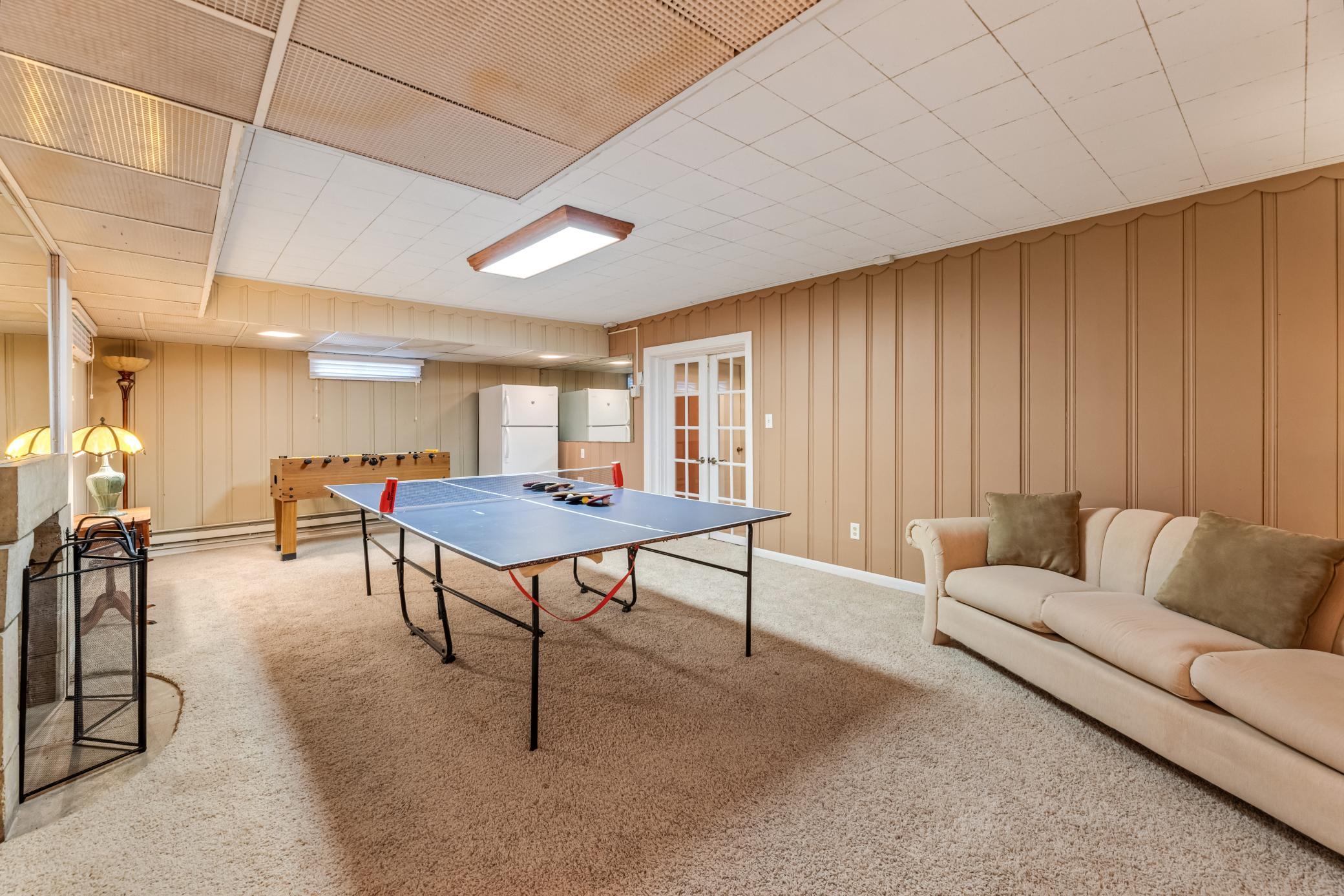 Ping Pong Table.jpg