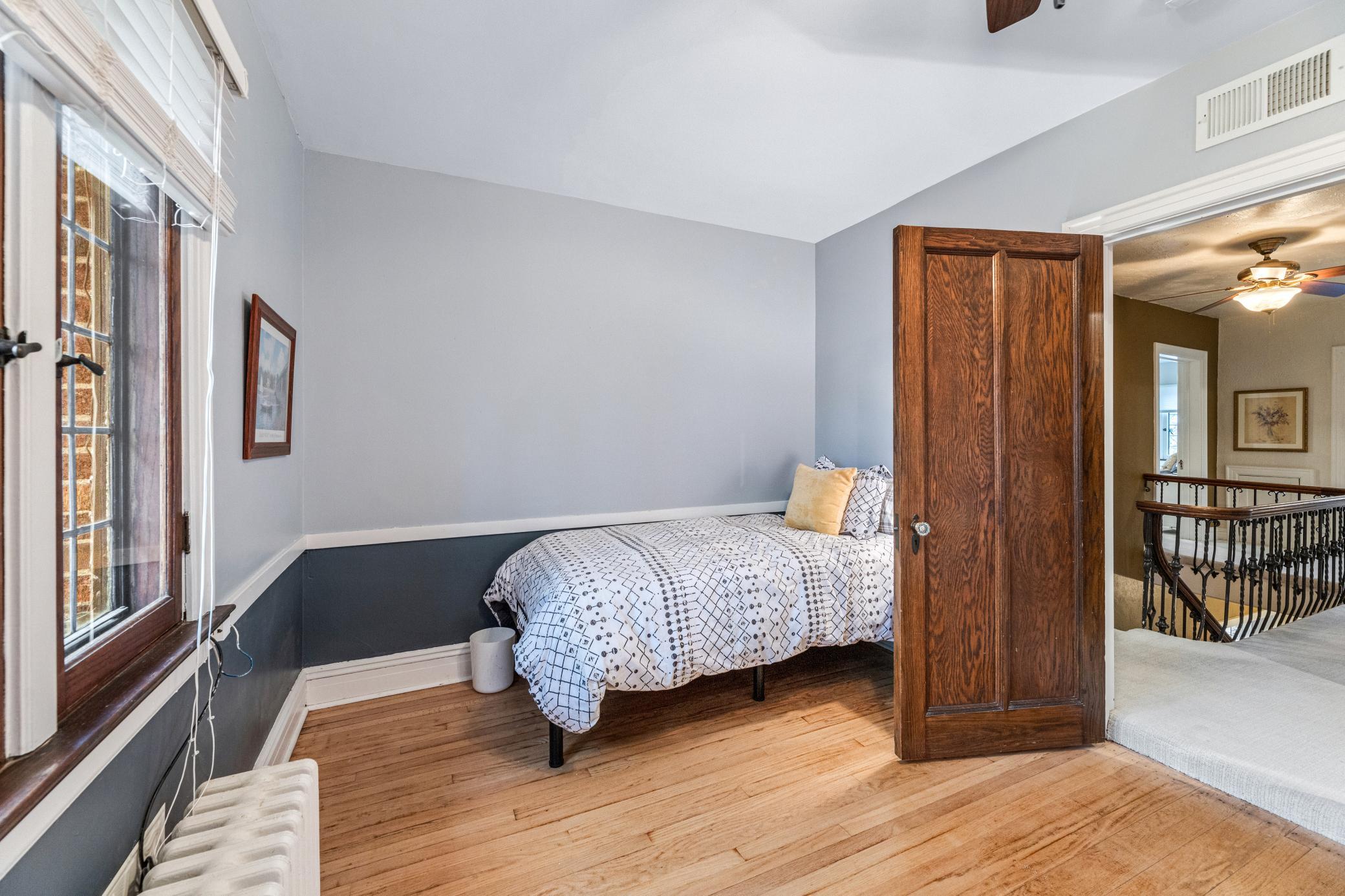 28 bedroom.jpg
