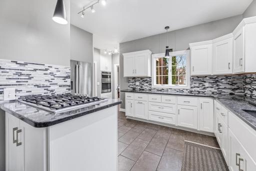 51 W Sarnia Street, Winona, MN 55987