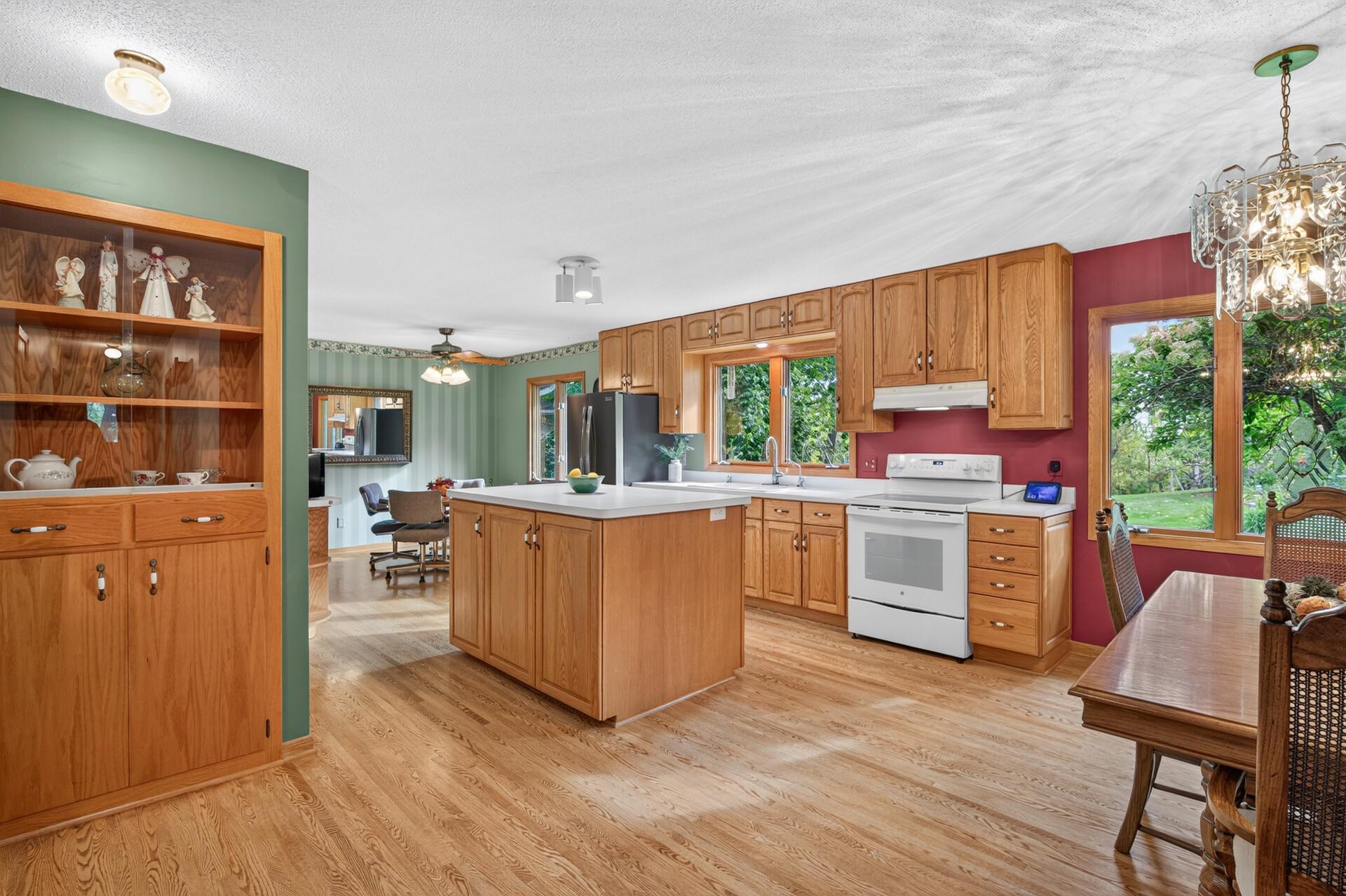 Beautiful hard wood flooring throughout the main level!