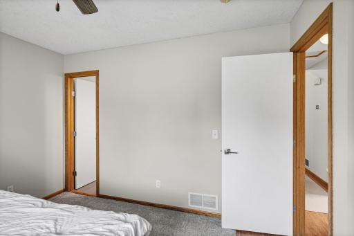 674 Lois Lane, Lino Lakes, MN 55014