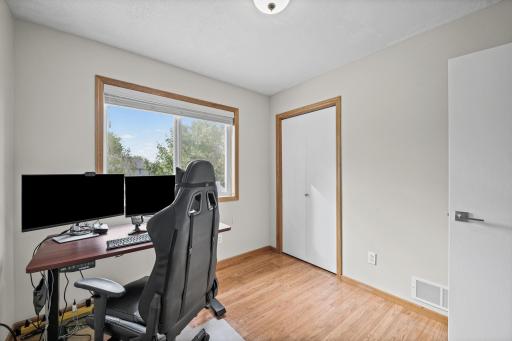 674 Lois Lane, Lino Lakes, MN 55014