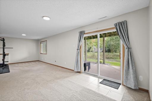 674 Lois Lane, Lino Lakes, MN 55014