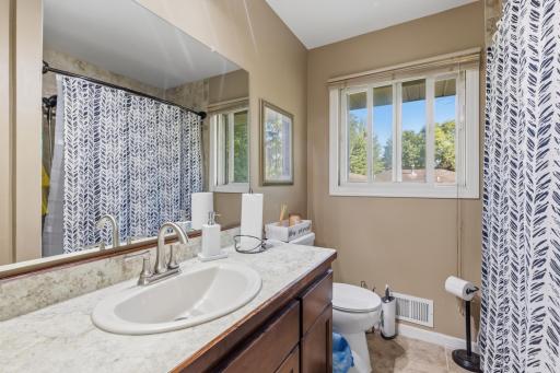 11440 Jonquil Street NW, Coon Rapids, MN 55433