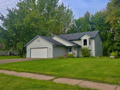 Photo for 29550 Broadway Street, Lindstrom, MN 55045 - listing #7150455 29550 Broadway Street, Lindstrom, MN 55045