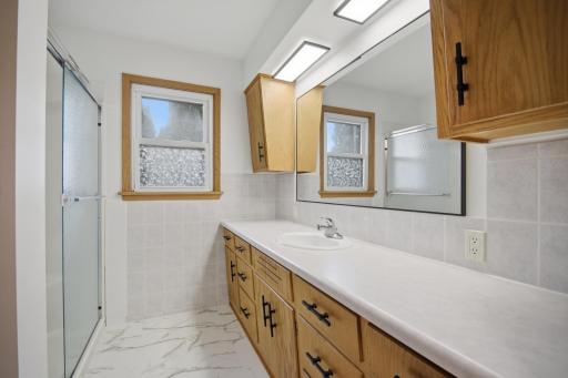 1021 Van Buren Avenue, Owatonna, MN 55060