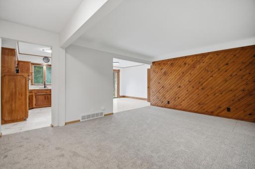 1021 Van Buren Avenue, Owatonna, MN 55060