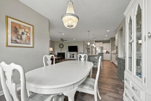 8275 Oakview Court N, Maple Grove, MN 55369