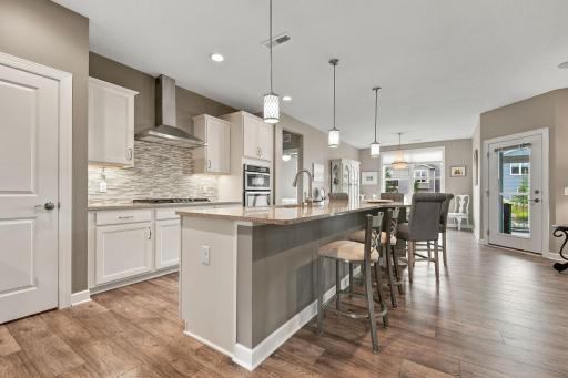8275 Oakview Court N, Maple Grove, MN 55369