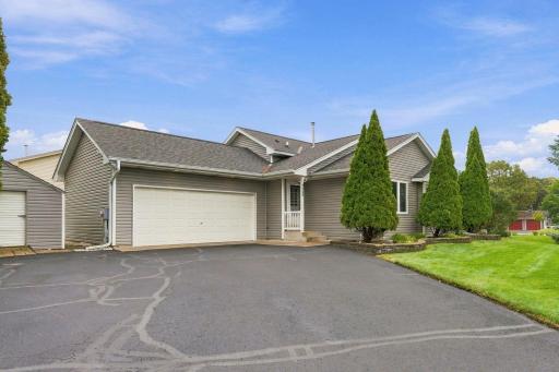 2905 127th Circle NW, Coon Rapids, MN 55448
