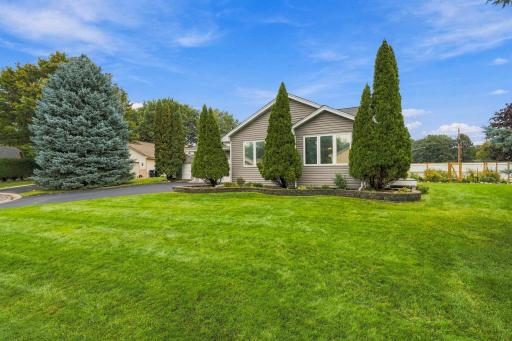 2905 127th Circle NW, Coon Rapids, MN 55448