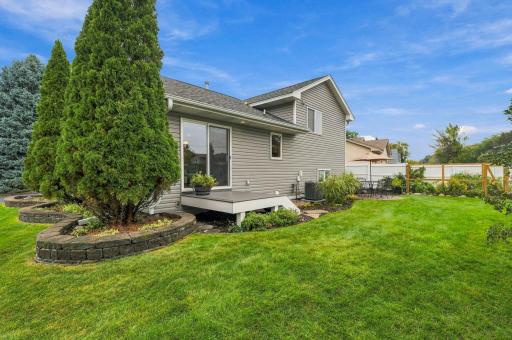 2905 127th Circle NW, Coon Rapids, MN 55448