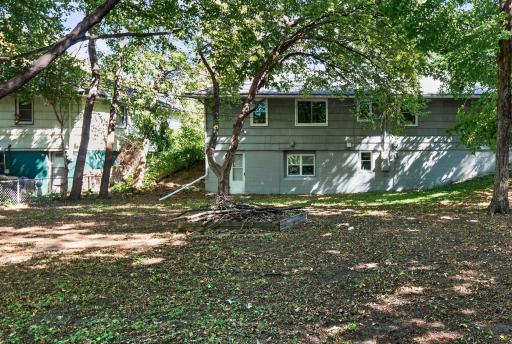 6913 Toledo Avenue N, Brooklyn Center, MN 55429