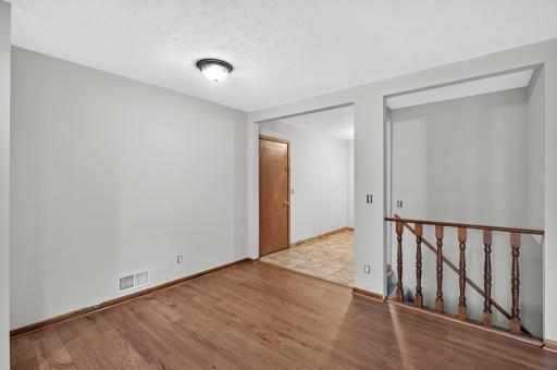 6913 Toledo Avenue N, Brooklyn Center, MN 55429