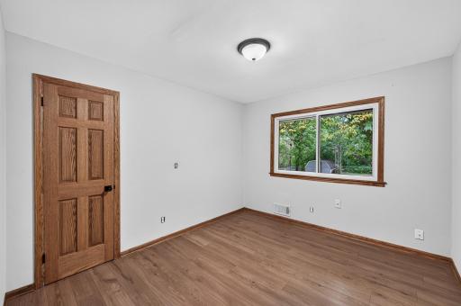 6913 Toledo Avenue N, Brooklyn Center, MN 55429