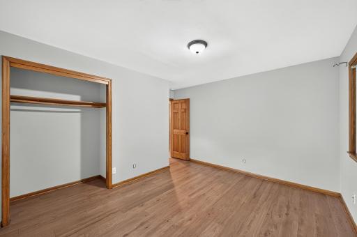6913 Toledo Avenue N, Brooklyn Center, MN 55429