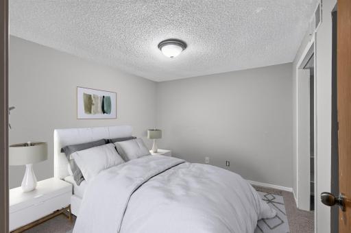 6913 Toledo Avenue N, Brooklyn Center, MN 55429