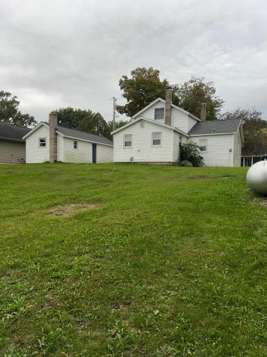 325 N 1st Street, Kellogg, MN 55945