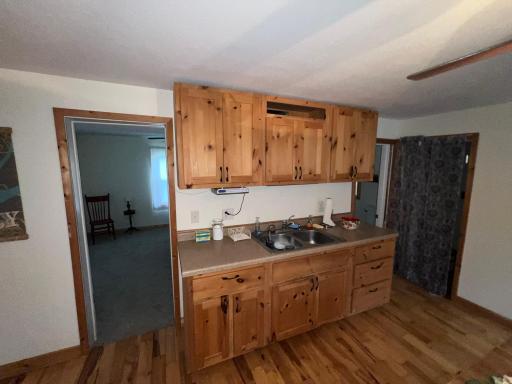 325 N 1st Street, Kellogg, MN 55945