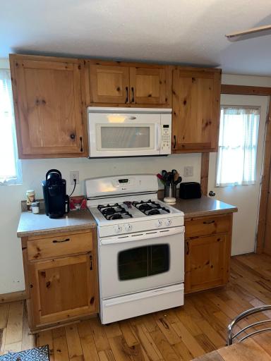 325 N 1st Street, Kellogg, MN 55945
